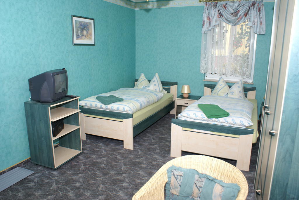Biggis Waldpension Michendorf Chambre photo